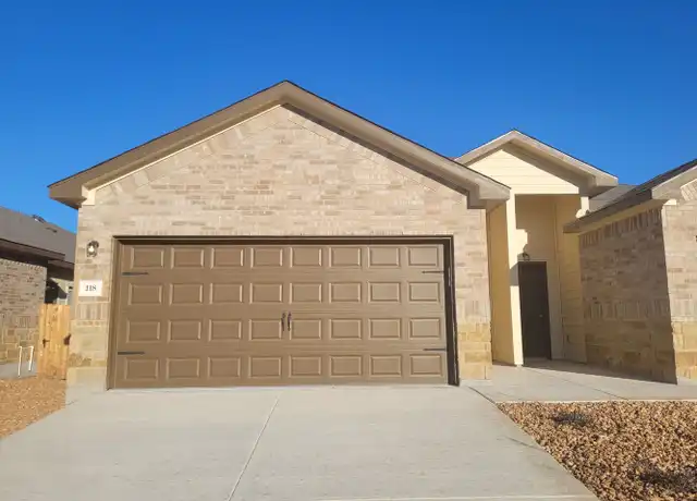 Property at 118 Highland Vw, New Braunfels, TX, 78130, 3 beds, 2 baths, [object Object]