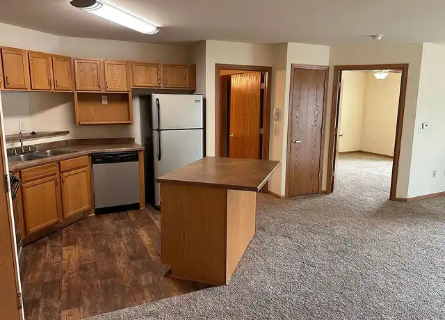 Property at Door Creek Apartments - 925 Harrington Dr, Madison, WI, 53718, 1 bed, 1 bath, [object Object]