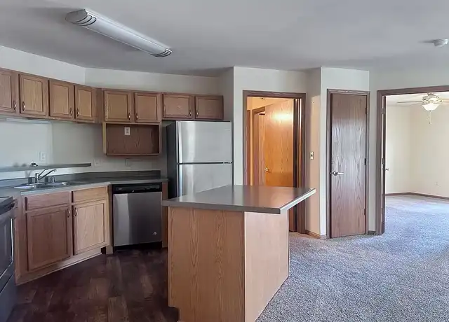 Property at Door Creek Apartments - 925 Harrington Dr, Madison, WI, 53718, 2 beds, 1 bath, [object Object]