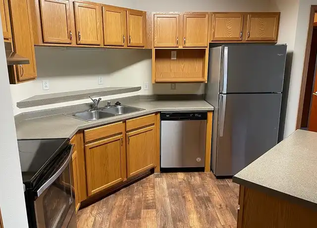 Property at Door Creek Apartments - 925 Harrington Dr, Madison, WI, 53718, 1-2 bed, 1 bath, [object Object]