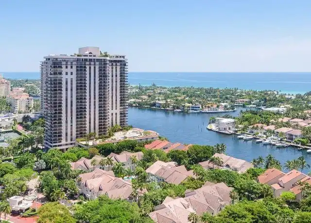 Property at 19400 Turnberry Way Ph 221, Miami, FL, 33180, 3 beds, 3.5 baths, [object Object]