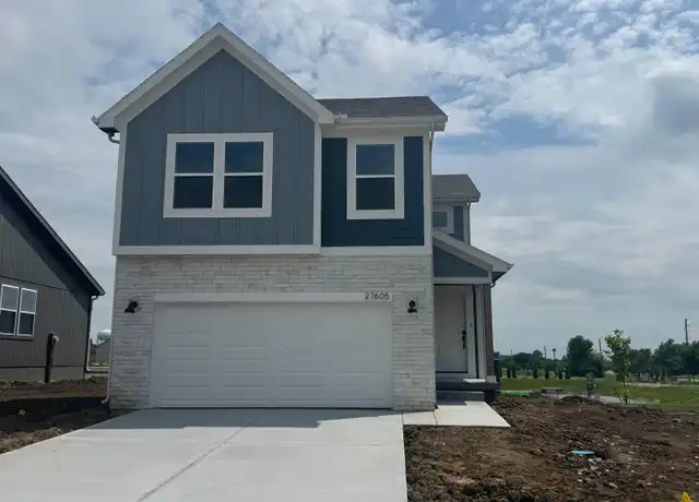 Property at 27605 E Red Fox St Unit 27605, Lee's Summit, MO, 64082, 4 beds, 2.5 baths, [object Object]