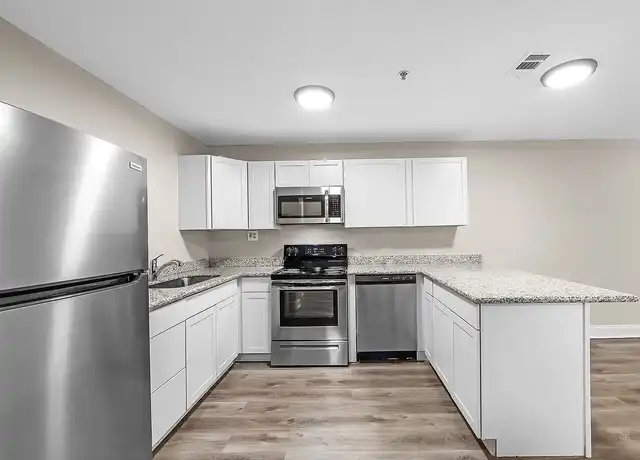 Property at Destin Apartments - 100 Calhoun Ave, Destin, FL, 32541, 1 bed, 1 bath, [object Object]