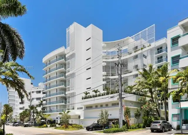Property at 9821 W Bay Harbor Dr, Bay Harbor Islands, FL, 33154, 2 beds, 2 baths, [object Object]