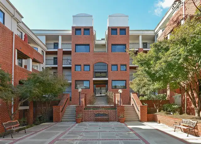 Property at Waterloo Place Apartments - 690 N Calvert St, Baltimore, MD, 21202, 1 bed, 1 bath, [object Object]