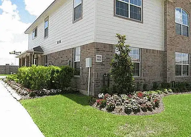 Property at Greenhouse Villas - 5906 Grand Colony Dr, Katy, TX, 77449, 2 beds, 2 baths, [object Object]