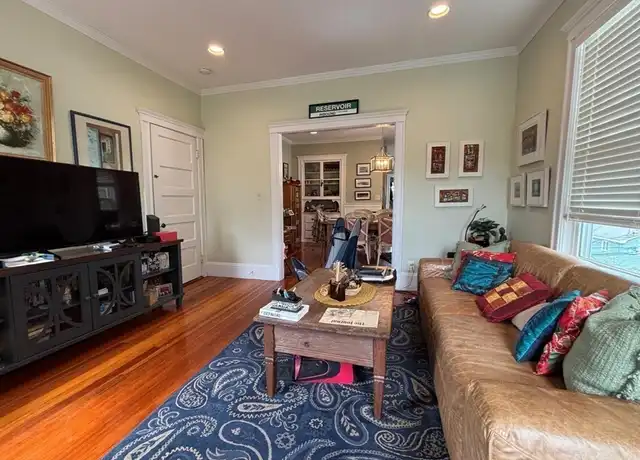 Property at 12 White Ave #3, Chestnut Hill, MA, 02467, 3 beds, 1.5 baths, [object Object]