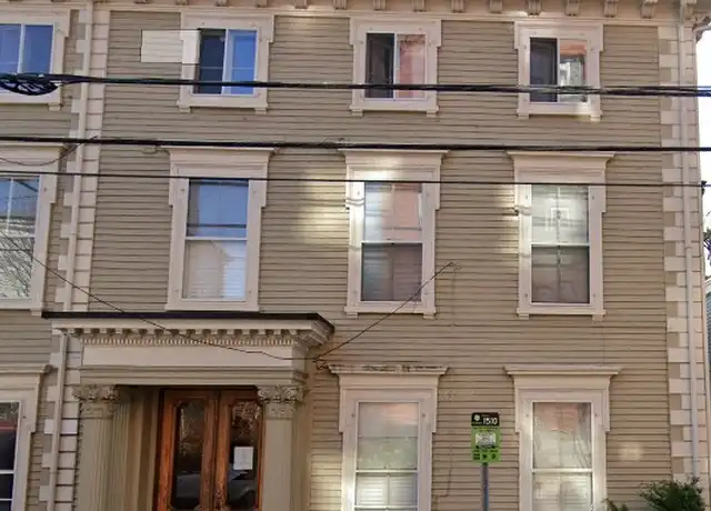 Property at 390 State St Unit 2R, Portsmouth, NH, 03801, 1 bed, 1 bath, [object Object]