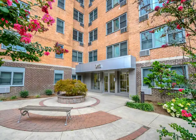 Property at The Churchill - 345 Main St, White Plains, NY, 10601, 1 bed, 1 bath, [object Object]