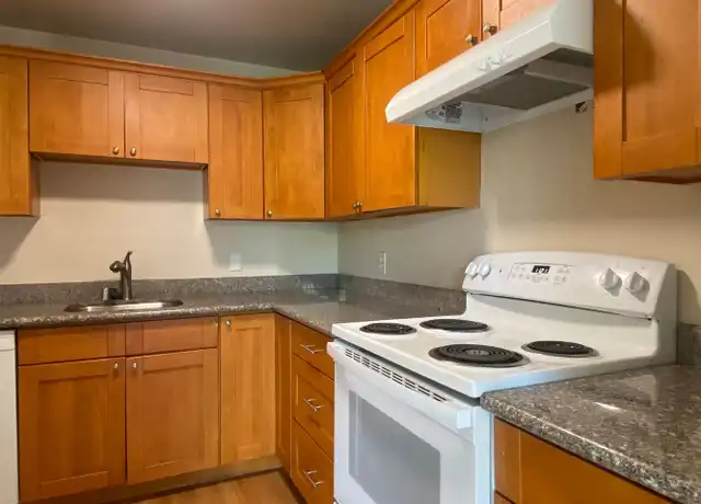 Property at 3060 SW Avalon Way Unit 202, Seattle, WA, 98126, 1 bed, 1 bath, [object Object]
