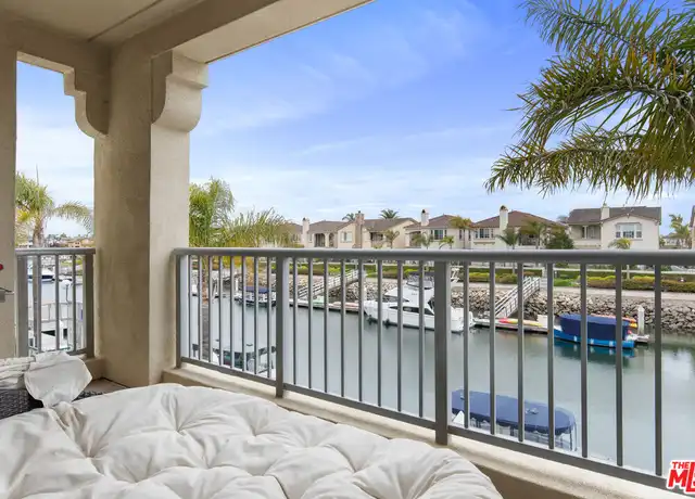 Property at 4320 Tradewinds Dr, Oxnard, CA, 93035, 2 beds, 2.5 baths, [object Object]
