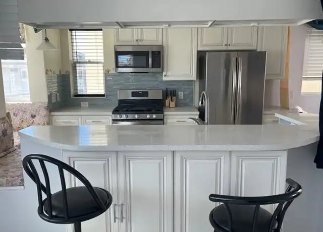 Property at 222 9th St, Huntington Beach, CA, 92648, 1 bed, 1 bath, [object Object]