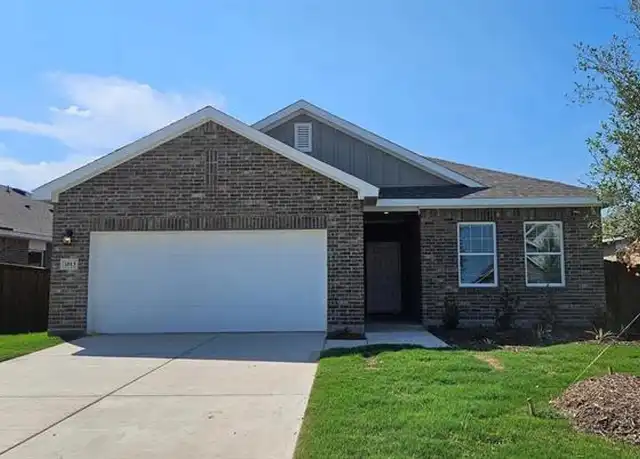 Property at 1813 Sandlin Dr, Forney, TX, 75126, 4 beds, 2 baths, [object Object]