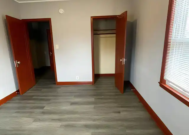 Property at 3831 N Thomas Ave Unit 4, Minneapolis, MN, 55412, 1 bed, 1 bath, [object Object]