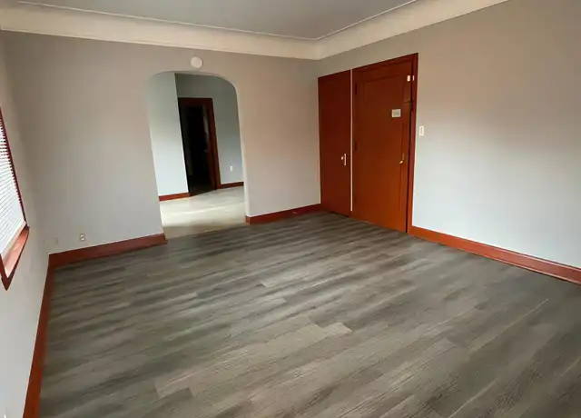 Property at 3831 N Thomas Ave Unit 4, Minneapolis, MN, 55412, 1 bed, 1 bath, [object Object]