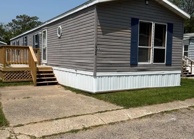 Property at 1524 Crescent Lane Dr Unit 49, Flint, MI, 48532, 2 beds, 2 baths, [object Object]