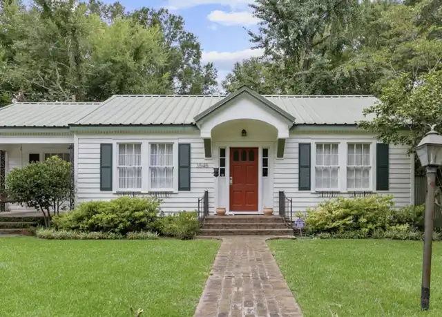 Property at 3545 Northview Dr, Jackson, MS, 39216, 3 beds, 2 baths, [object Object]