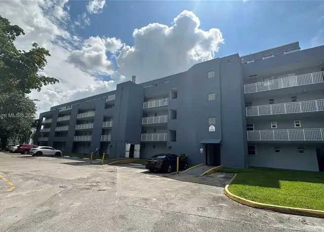 Property at 9359 Fontainebleau Blvd Unit F411, Miami, FL, 33172, 1 bed, 1.5 baths, [object Object]