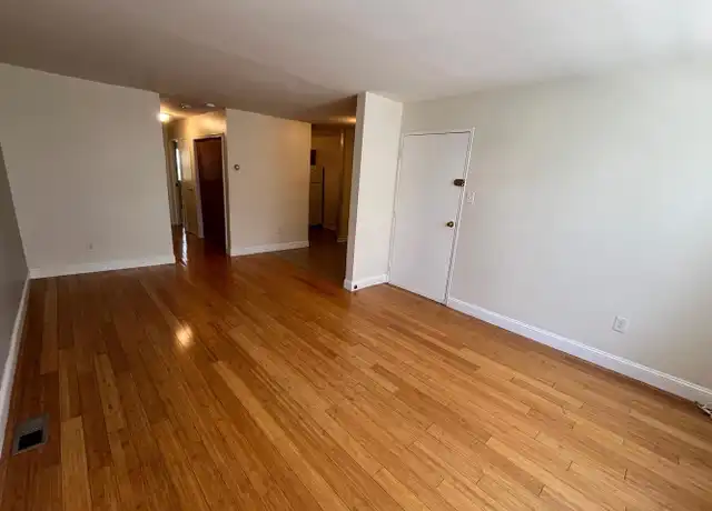 Property at 8828 Cottage St Unit 2ND FLOOR, Philadelphia, PA, 19136, 2 beds, 1 bath, [object Object]