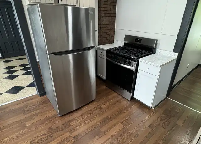 Property at 71 Prospect St Unit 2, Amsterdam, NY, 12010, 3 beds, 1 bath, [object Object]