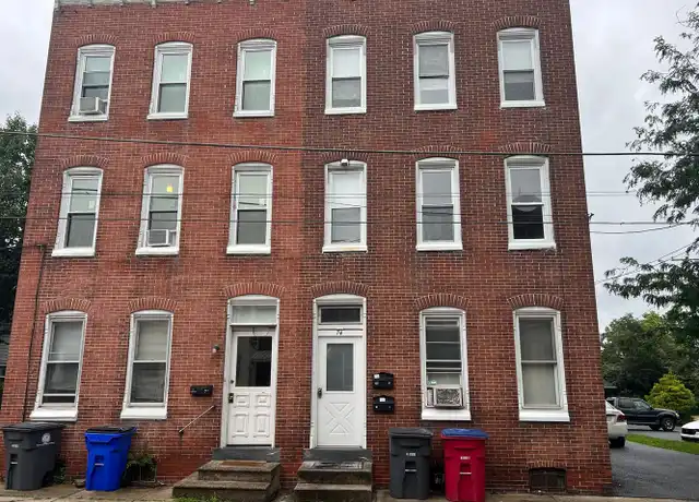 Property at 74 S Evans St Unit 2nd Floor, Pottstown, PA, 19464, 3 beds, 1 bath, [object Object]