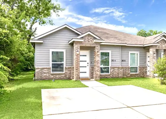 Property at 310 Connecticut St Unit B, Houston, TX, 77029, 3 beds, 2 baths, [object Object]