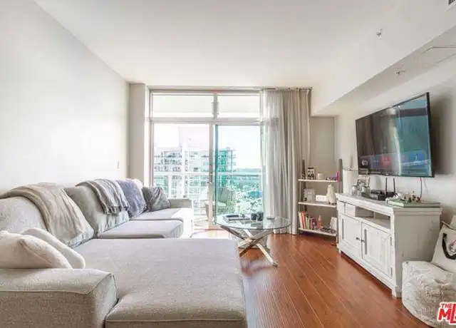 Property at 13700 Marina Pointe Dr #1724, Marina del Rey, CA, 90292, 2 beds, 3 baths, [object Object]