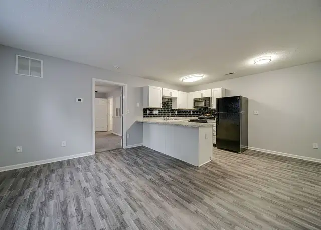 Photo of 1370 Lee's Chapel RD, Greensboro, NC