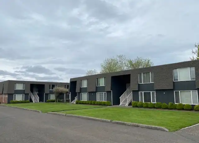 Property at 1555 W 18th Ave Unit 13, Eugene, OR, 97402, 2 beds, 1 bath, [object Object]