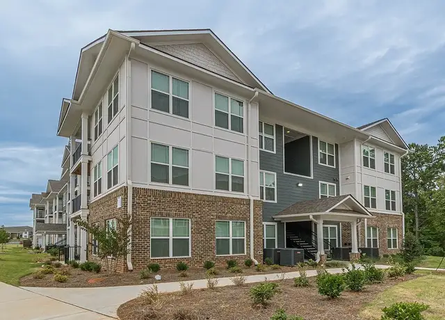 Photo of 155 Cola Welch Pkwy, McDonough, GA 30253