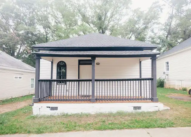 Property at 207 W Cherry St, Griffin, GA, 30223, 3 beds, 2 baths, [object Object]