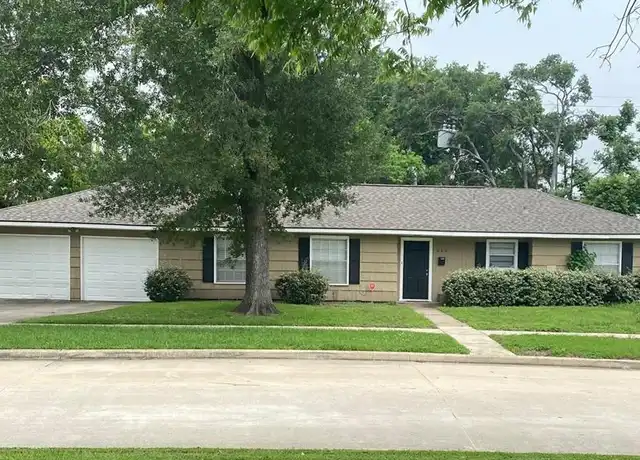 Property at 512 Wilmington Dr, Bellaire, TX, 77401, 3 beds, 2 baths, [object Object]