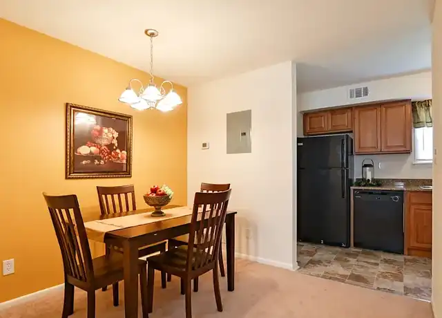 Property at Middleboro Crest Apartments - 37 E Champlain Ave, Wilmington, DE, 19804, 2 beds, 1 bath, [object Object]