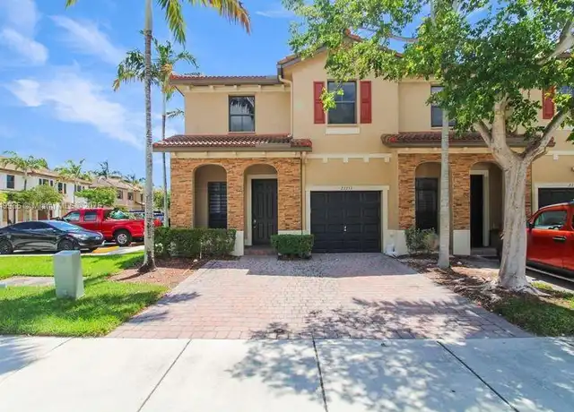 Property at 23355 SW 113 Psge Unit 23355, Princeton, FL, 33032, 3 beds, 2.5 baths, [object Object]