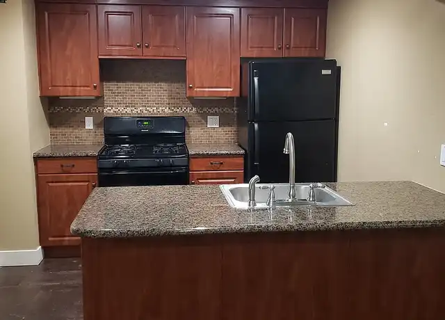 Property at Heritage Collection - 68 Ransom Ave NE, Grand Rapids, MI, 49503, 2 beds, 1 bath, [object Object]
