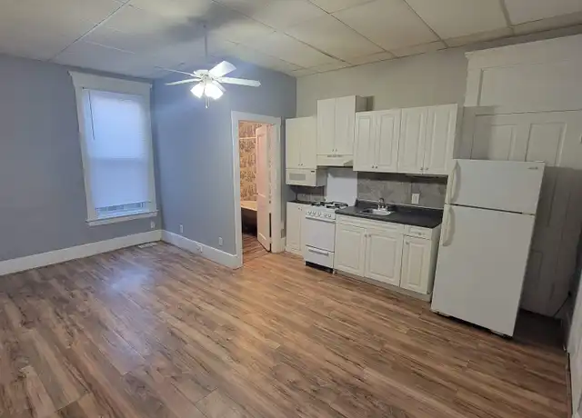 Property at 1841 Brownsboro Rd, Louisville, KY, 40206, 0 beds, 1 bath, [object Object]