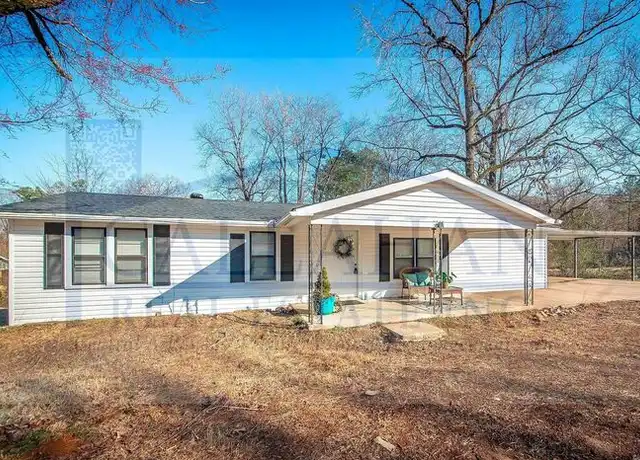 Property at 8511 Ferndale Cut Off Rd, Little Rock, AR, 72223, 3 beds, 2 baths, [object Object]