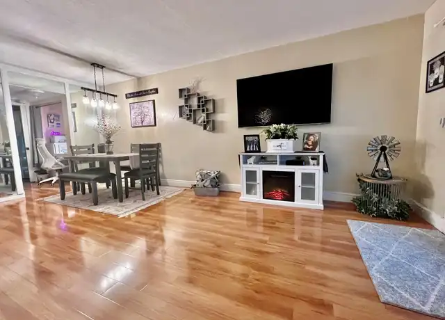 Property at 338 Oakridge S #338, Deerfield Beach, FL, 33442, 1 bed, 1.5 baths, [object Object]