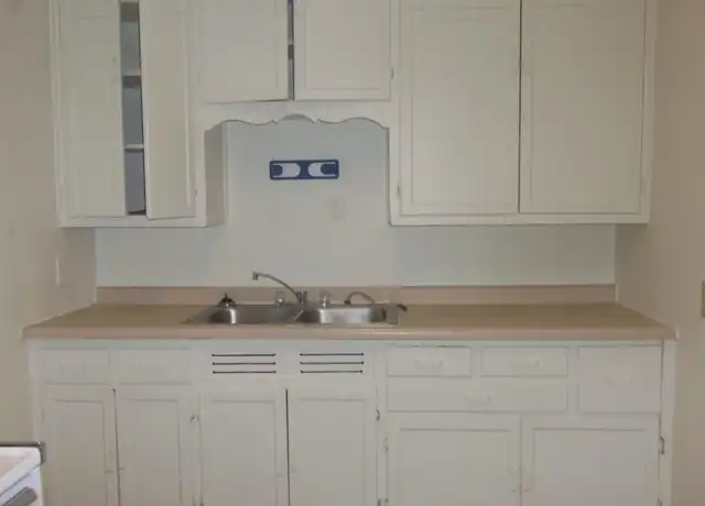 Property at 602 W Hanna Ave Unit 6A, Indianapolis, IN, 46217, 1 bed, 1 bath, [object Object]