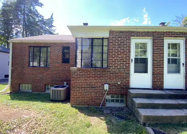 Property at 77 W Westfield Blvd, Indianapolis, IN, 46208, 2 beds, 1 bath, [object Object]
