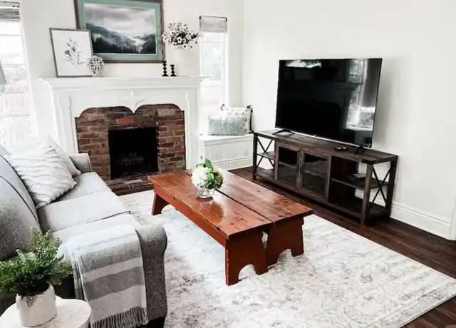 Property at 2669 Iowa Ave Unit Iowa Upstairs, Ogden, UT, 84401, 2 beds, 1 bath, [object Object]
