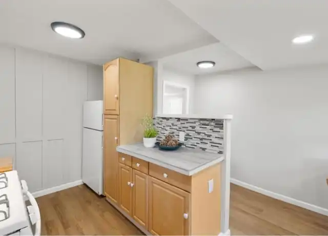Property at 19046 Laurel Dr, Los Gatos, CA, 95033, 2 beds, 1 bath, [object Object]