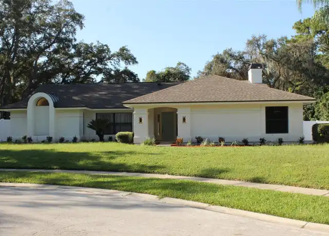 Property at 668 Lamoka Ct, Winter Springs, FL, 32708, 4 beds, 2 baths, [object Object]