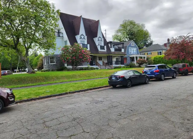 Property at 402 N Sheridan Ave, Tacoma, WA, 98403, 1 bed, 1 bath, [object Object]