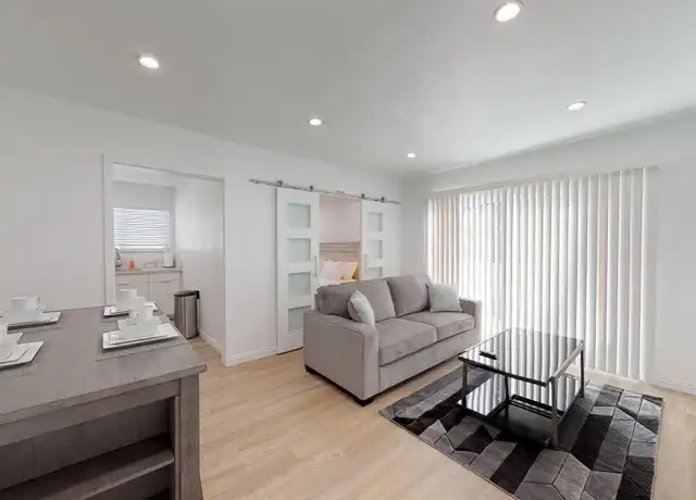 Property at 1641 N Poinsettia Pl Unit 15, Los Angeles, CA, 90046, 1 bed, 1 bath, [object Object]