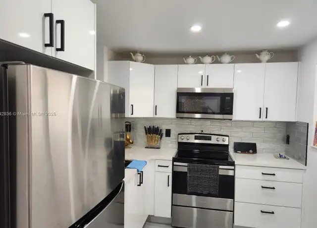 Property at 17000 NW 67th Ave #311, Hialeah, FL, 33015, 2 beds, 2 baths, [object Object]