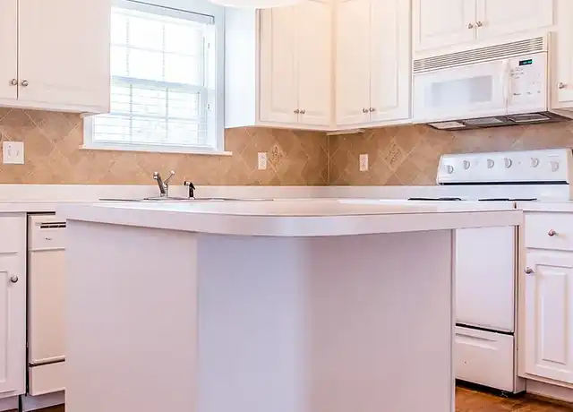 Property at North Landing - 705 S Harding Dr, Goldsboro, NC, 27534, 2 beds, 2-2.5 baths, [object Object]