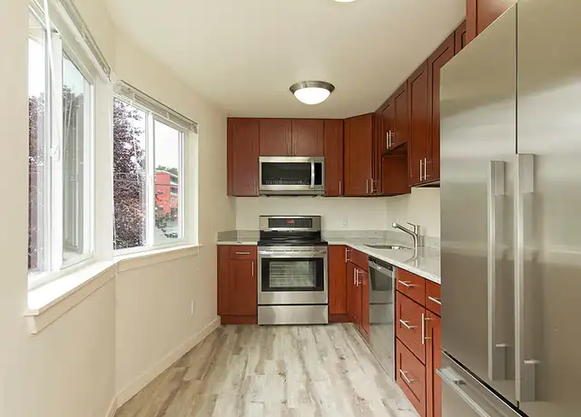 Property at 4314 Winslow Pl N Unit 301, Seattle, WA, 98103, 1 bed, 1 bath, [object Object]