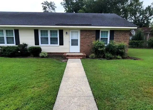 Property at 1604 E Elm St Apt F, Goldsboro, NC, 27530, 2 beds, 1 bath, [object Object]