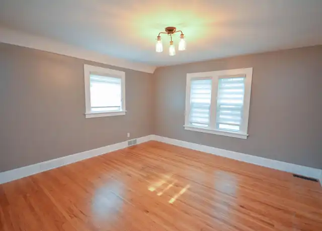 Property at 1135 1st St NW, Rochester, MN, 55901, 3 beds, 2 baths, [object Object]